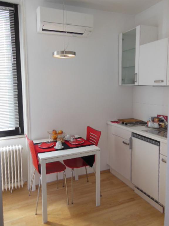 Ai Apartments Ljubljana Bagian luar foto