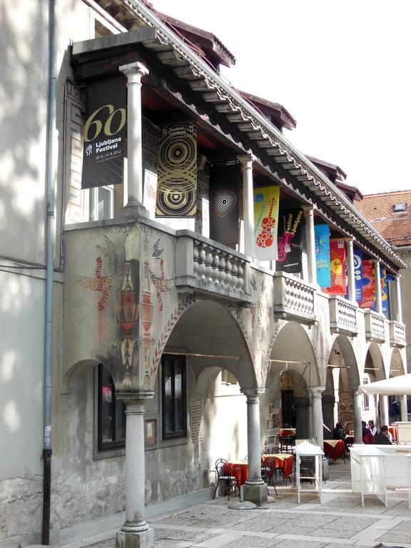 Ai Apartments Ljubljana Bagian luar foto
